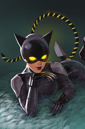 ABSOLUTE CATWOMAN #2 (OF 6) CVR B LESLEY LEIRIX LI CARD STOCK VAR 07/08/2026
